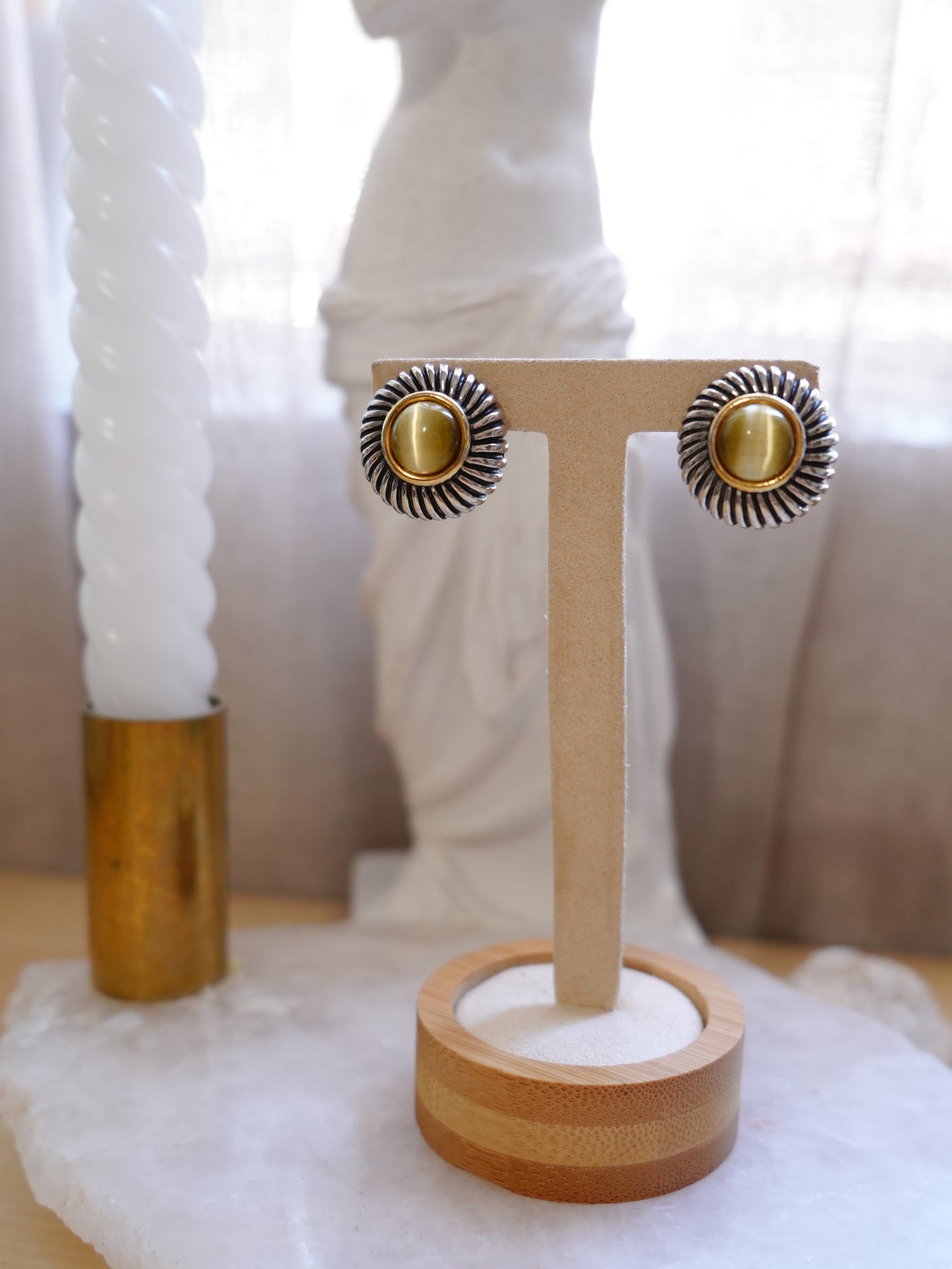 Vintage Cat Eye Earrings