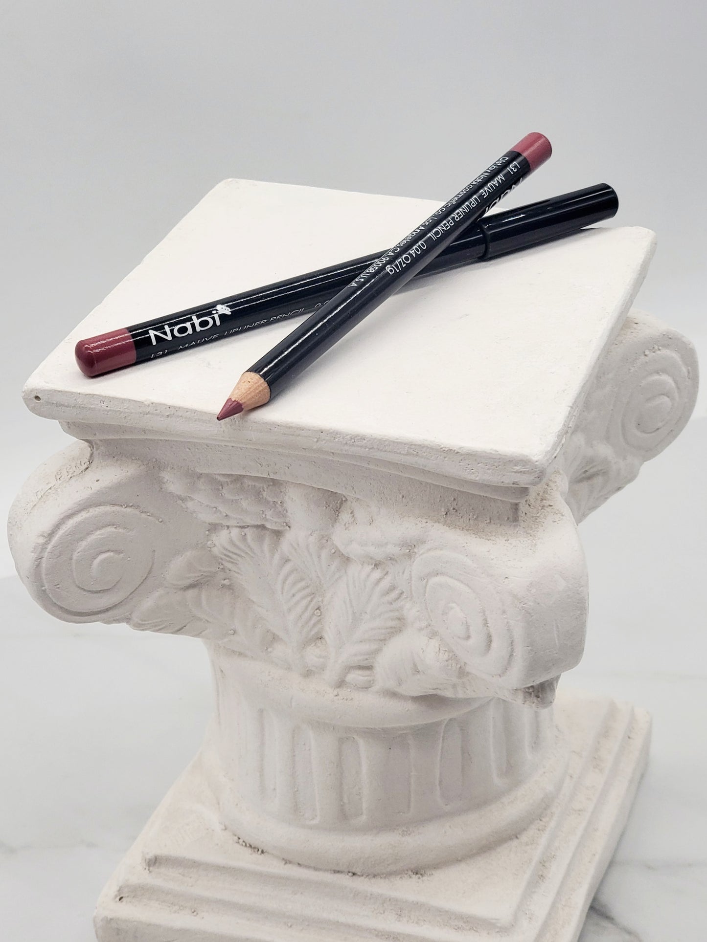 Mauve Lip Liner