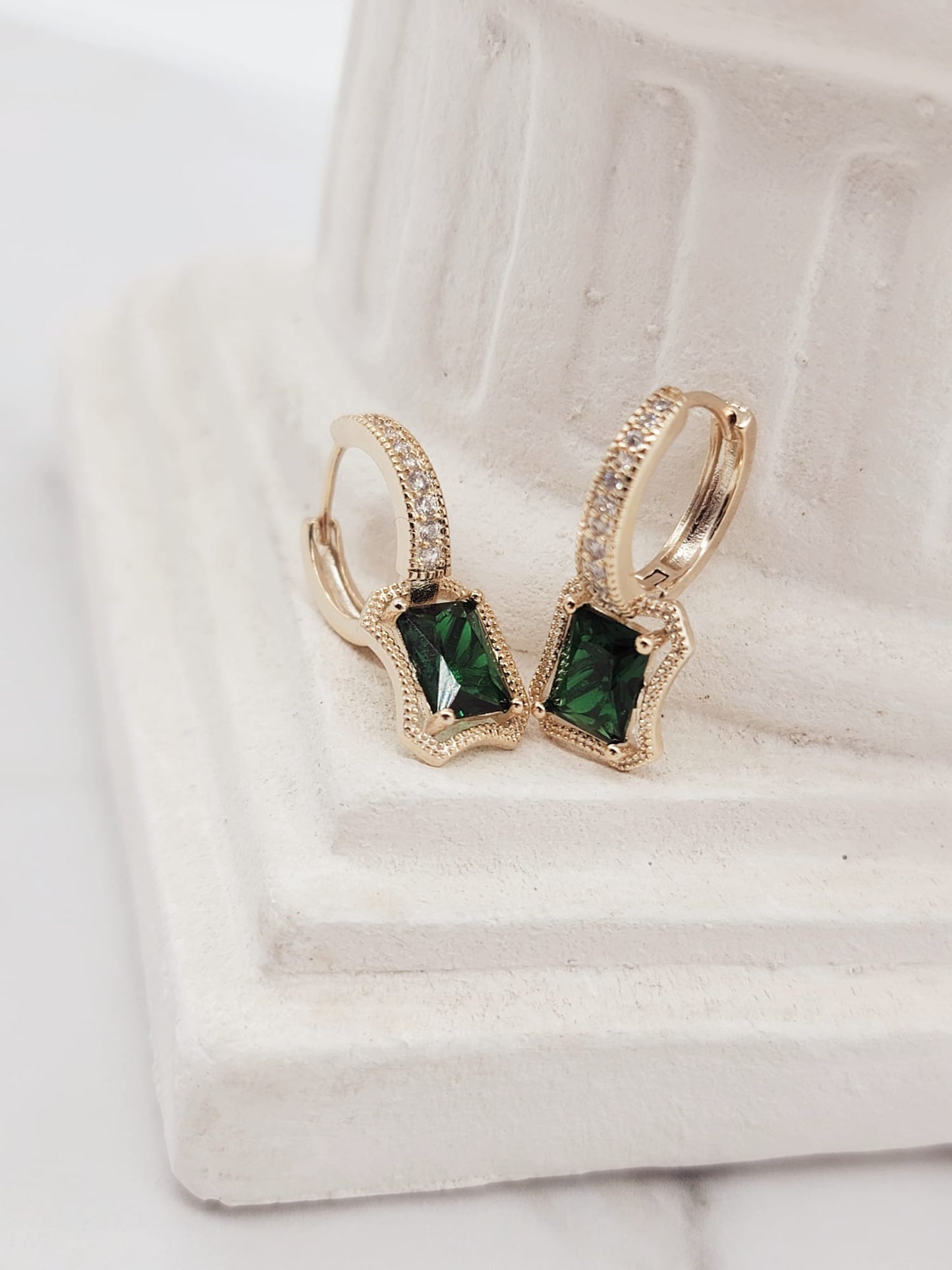 Prosperidad | Huggie Earrings