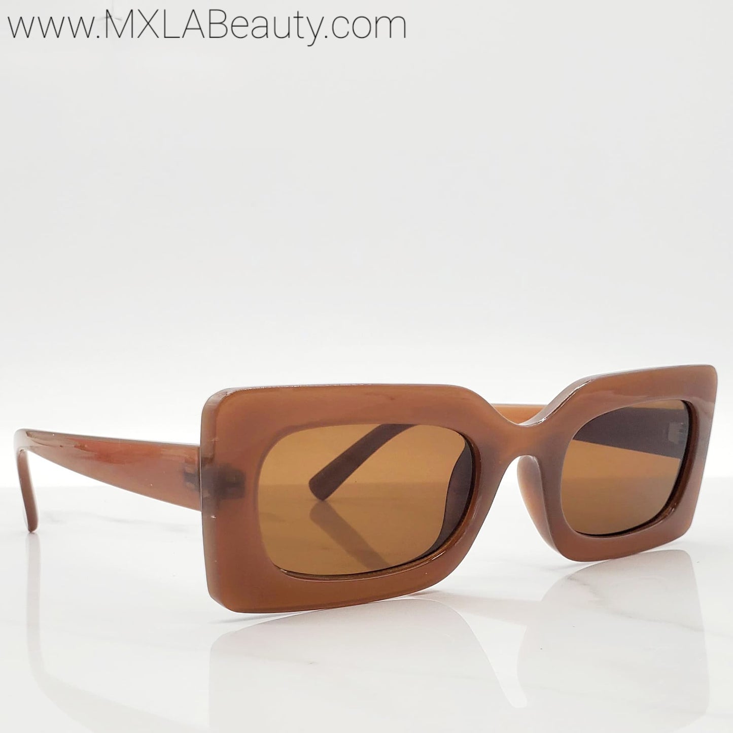 Kiss Me More▪︎Sunnies