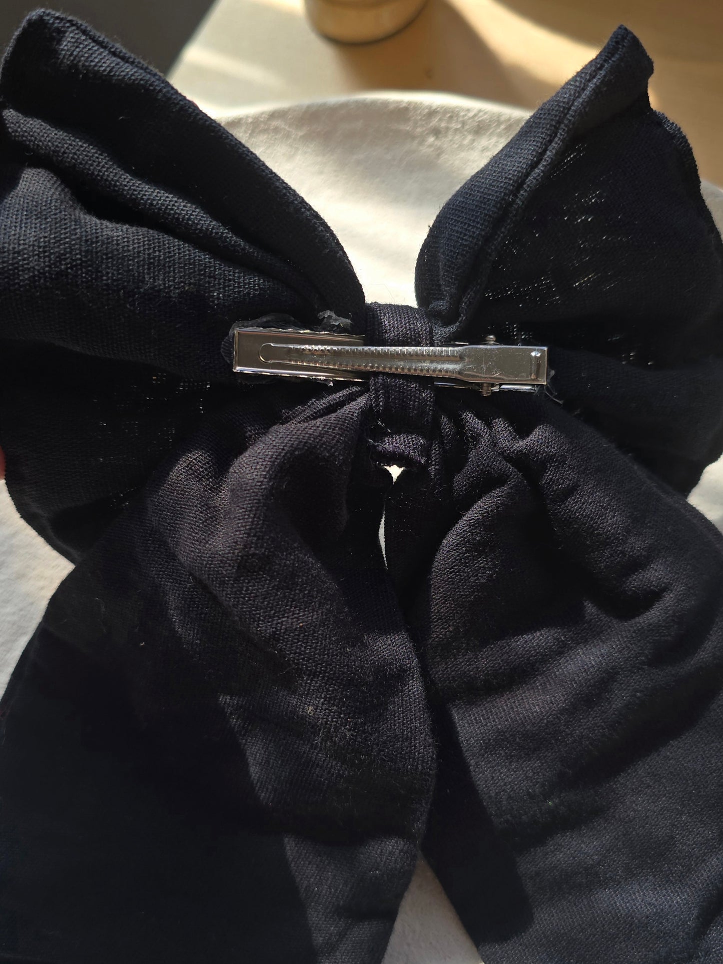 Cielito Lindo Embroidered hair bow